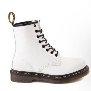 Dr. Martens size 6 never worn